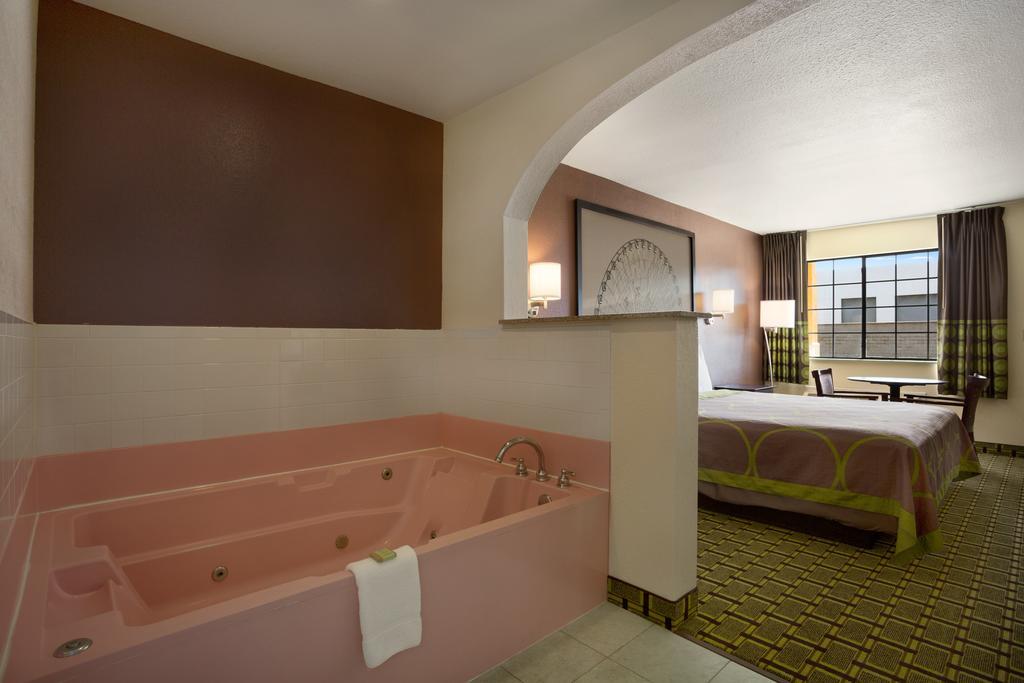 Motel Super 8 By Wyndham Southwest Grand Prairie
