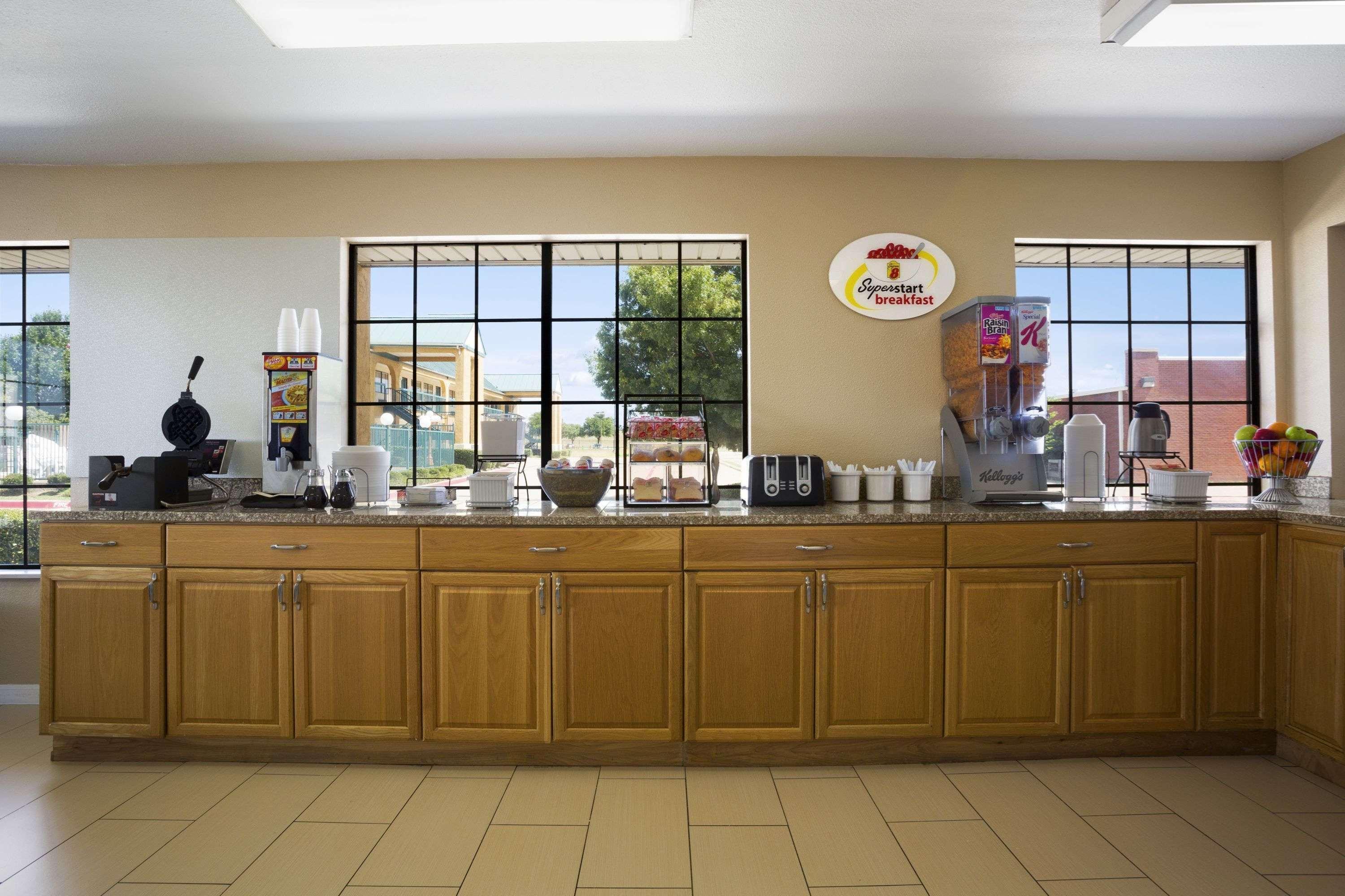 Super 8 By Wyndham Southwest 2* Grand Prairie