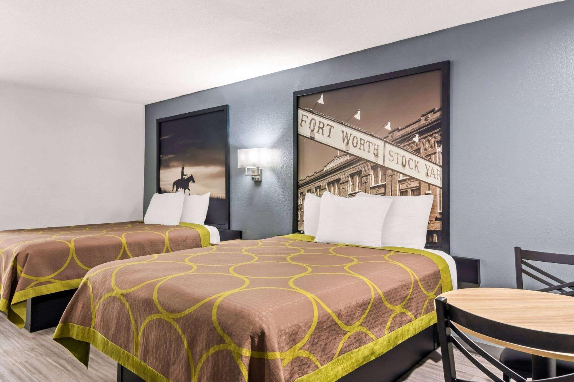 Super 8 By Wyndham Southwest Motel 2*